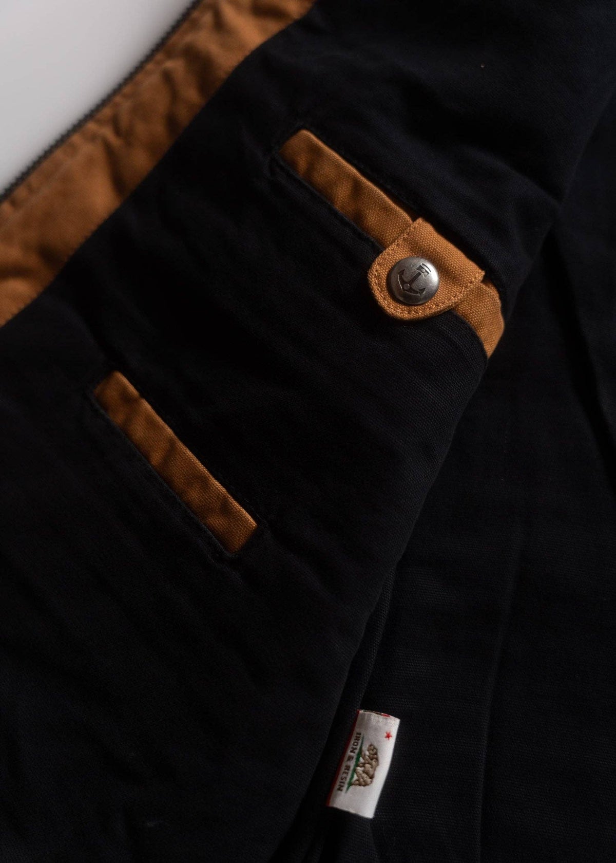 Iron & Resin Väst – Arbetsväst i Canvas – Field Tan