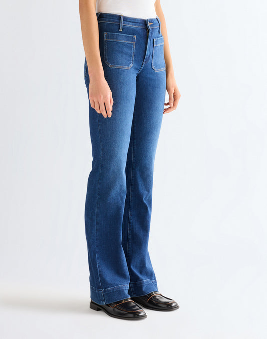 Wrangler Retro Flare Jean