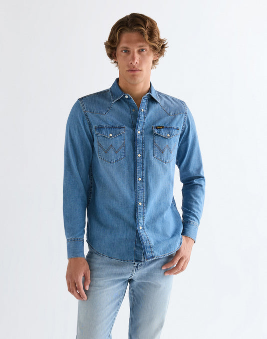 Wrangler Regular Western Shirt - Mid Light Wash