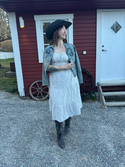 Bluebell – Blå Blommig Maxiklänning