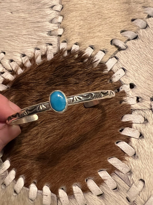 Sierra – Handgjort Turkosarmband